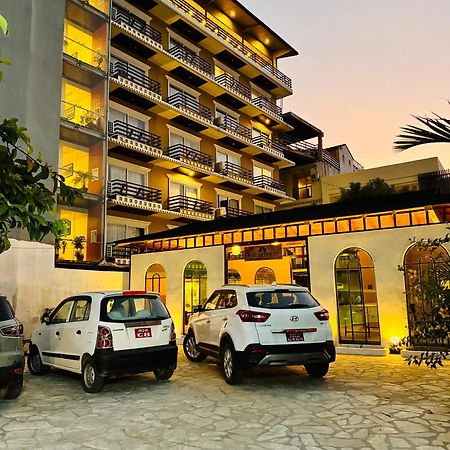 פוקהרה Bodhi Suites Boutique Hotel And Spa מראה חיצוני תמונה