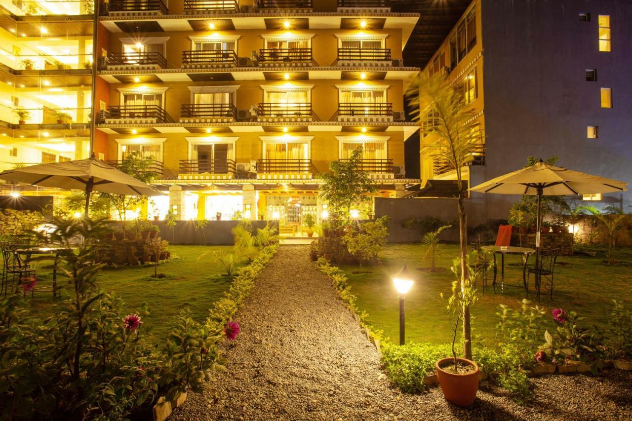 פוקהרה Bodhi Suites Boutique Hotel And Spa מראה חיצוני תמונה